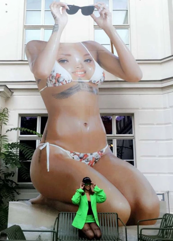 Rihanna'nın Çağdaş Heykeli: Ewaipanoma Rihanna
