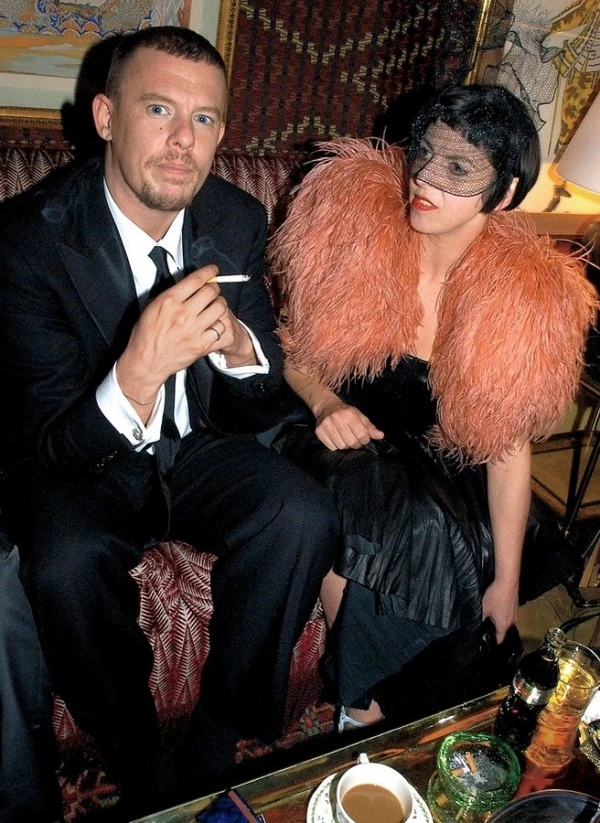 Alexander McQueen ve Isabella Blow'un Anısına: The Ripper Alexander McQueen, Isabella Blow