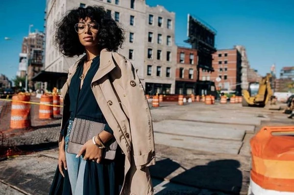 Michael Kors'un İlhamını Sokaktan Alan Kampanyası: The Walk Solange Knowles