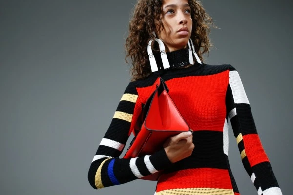 Proenza Schouler İlkbahar/Yaz 2017 Defilesi Hakkında Bilmeniz Gerekenler Proenza Schouler İlkbahar/Yaz 2017 Defilesi Hakkında Bilmeniz Gerekenler