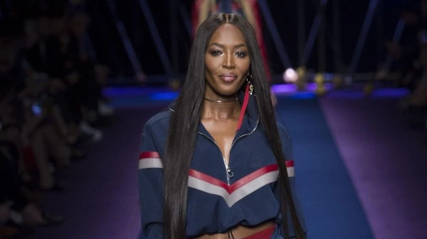 Versace'den Güçlü Kadınlara Övgü Versace'den Güçlü Kadınlara Övgü