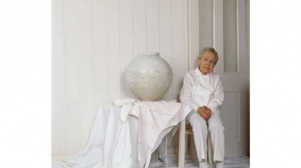 Lucie Rie: Jonathan Anderson ve Issey Miyake'in Buluşma Noktası Lucie Rie: Jonathan Anderson ve Issey Miyake'in Buluşma Noktası