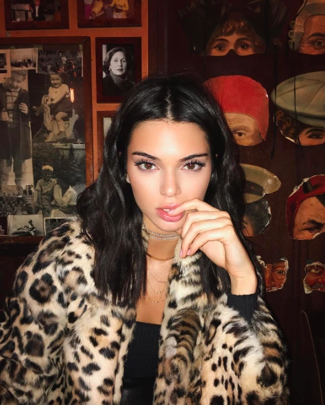 Kendall Jenner’dan Kusursuz Eyeliner Dersi Kendall Jenner