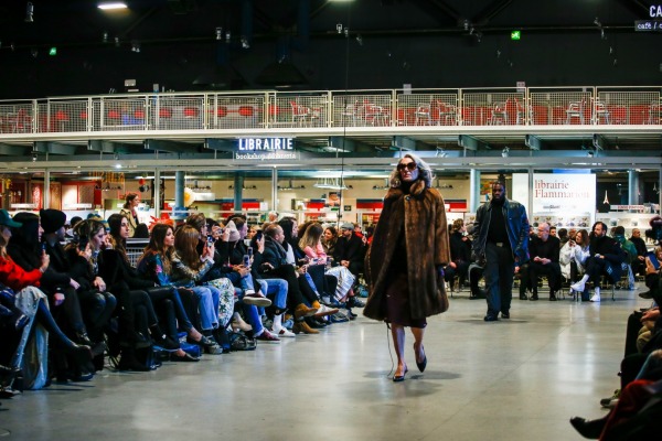 Vetements Sonbahar/Kış 2017 Hakkında Bilmeniz Gerekenler