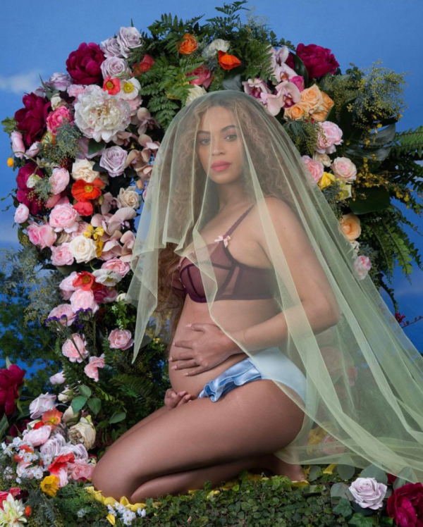 Beyoncé'den İkiz Bebek Müjdesi