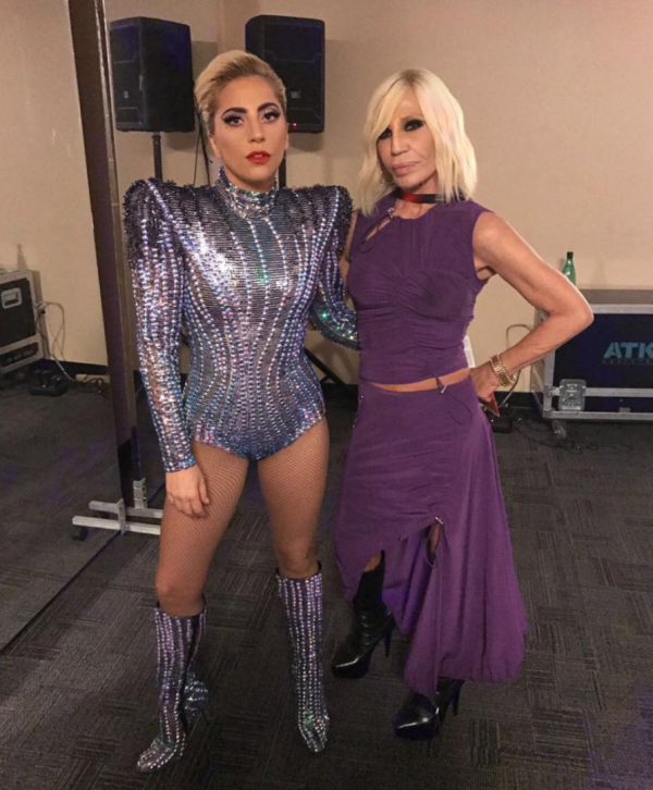 Lady Gaga'ya Dost Desteği