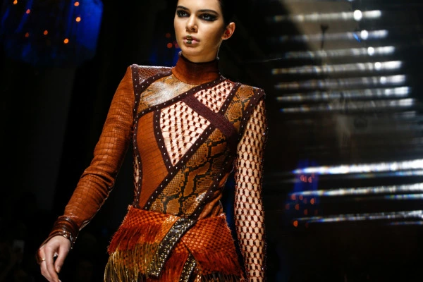 Balmain'den Sahip Olmanız Gereken 5 Parça Balmain'den Sahip Olmanız Gereken 5 Parça