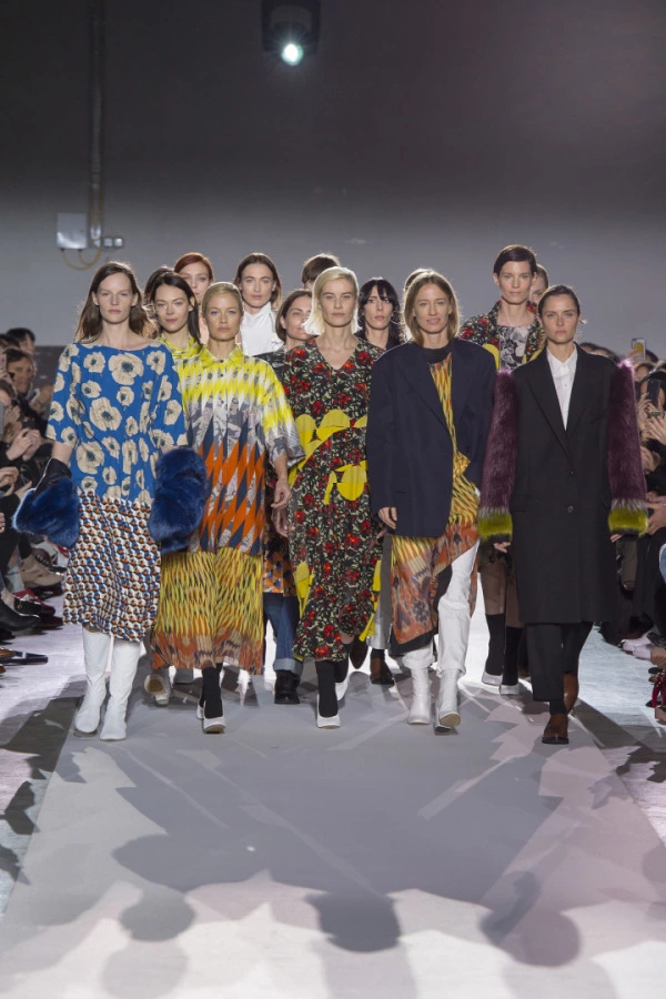 Dries Van Noten’in 100. Defilesi Dries Van Noten’in 100. Defilesi