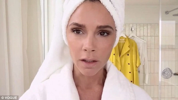Victoria Beckham'ın Bakım Rutini Victoria Beckham