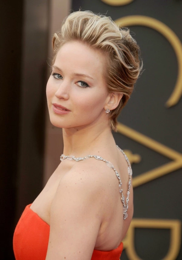 Jennifer Lawrence’in 5 Güzellik İmzası Jennifer Lawrence
