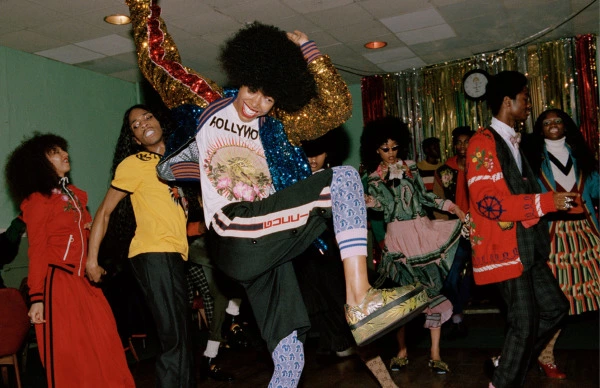 Exclusive: Gucci'den Sanat, Dans ve Aşk Dolu Bir Film Exclusive: Gucci'den Sanat, Dans ve Aşk Dolu Bir Film