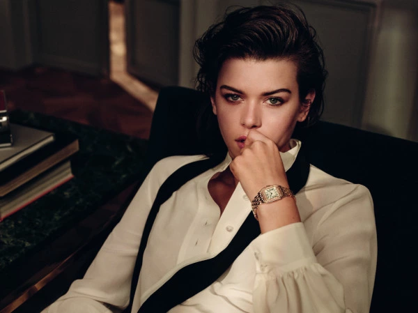 Lüks İşbirliği: Net A Porter x Cartier Lüks İşbirliği: Net A Porter x Cartier