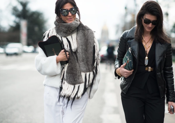 Ezgi Apa ve Lian Beraha ile Let's Shop Ezgi Apa, Lian Beraha