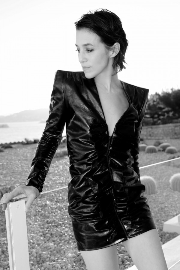 Saint Laurent'in Yeni Yüzü: Charlotte Gainsbourg