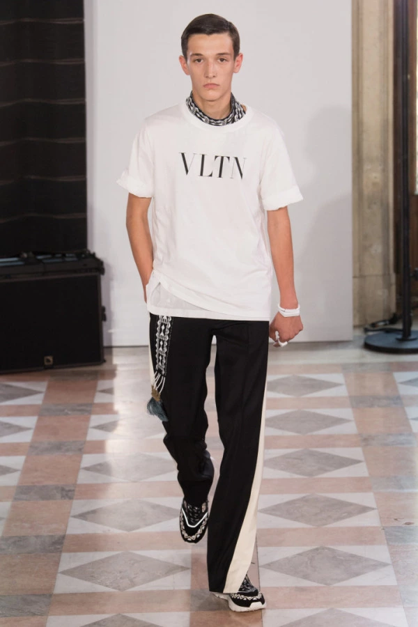 Güle Güle Valentino, Hoş Geldin VLTN Güle Güle Valentino, Hoş Geldin VLTN