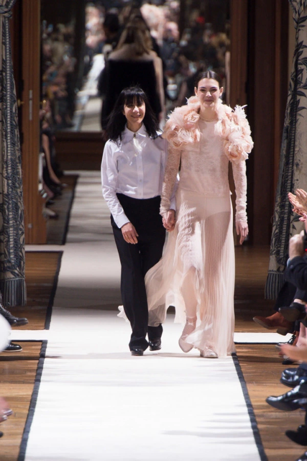 Bouchra Jarrar Lanvin'den Ayrılıyor Bouchra Jarrar Lanvin'den Ayrılıyor