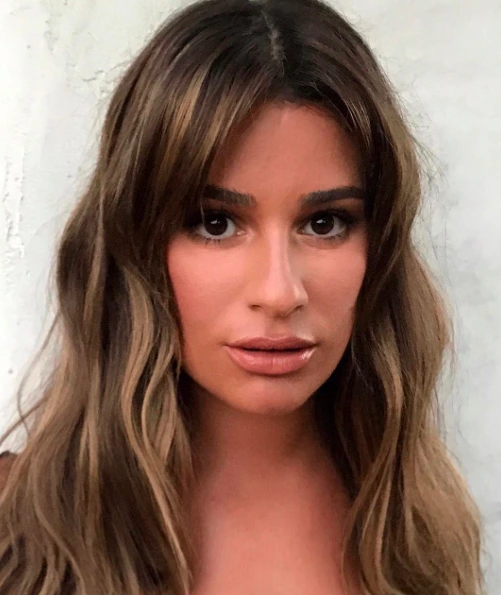 Bronz Güzelliğin Tamamlayıcısı Sıcak Balyaj Lea Michele