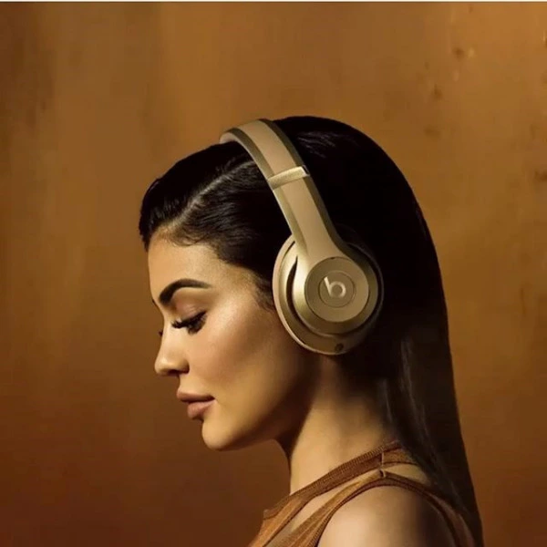 Müzik Dinlemenin En Şık Hali: Balmain x Beats Müzik Dinlemenin En Şık Hali: Balmain x Beats