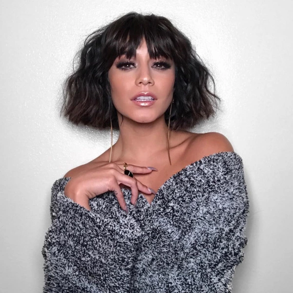 Vanessa Hudgens’dan Grafik Bob Vanessa Hudgens