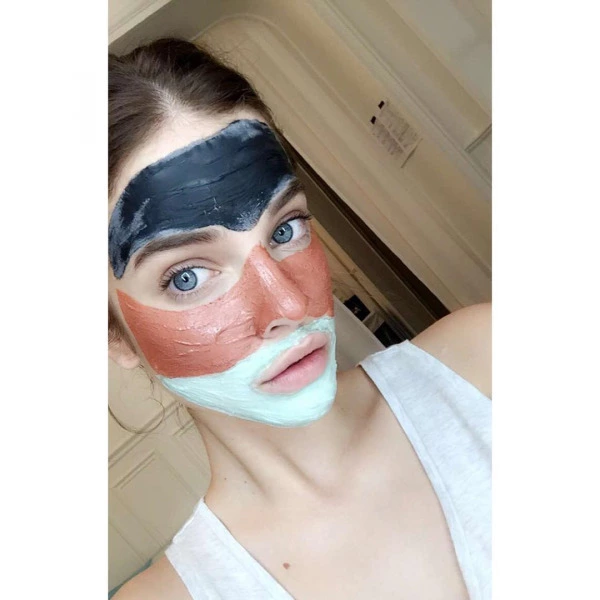 Kişiye Özel Cilt Bakımı: Multi-Masking Barbara Palvin