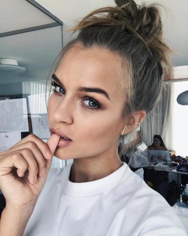 Mat Denklem: Parlayan Ciltler için 5 İpucu Josephine Skriver