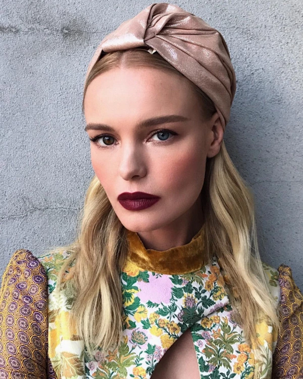 Kate Bosworth’ün Yoğun Bakışlarının Sırrı Kate Bosworth