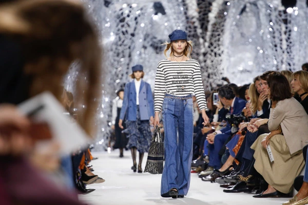 Dior Bize Ne Anlatmak İstiyor? Dior 2018 İlkbahar/Yaz