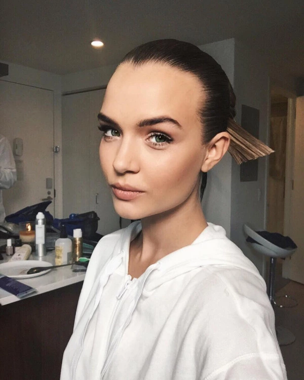 Canlı ve Dinlenmiş: Göz Altı Torbaları İçin En İyi 10 Krem Josephine Skriver