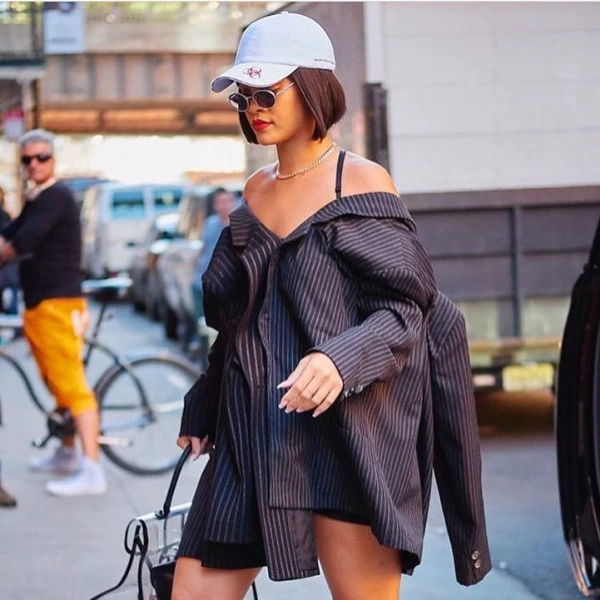 Rihanna’dan Nostaljik Bob’a Dönüş Rihanna