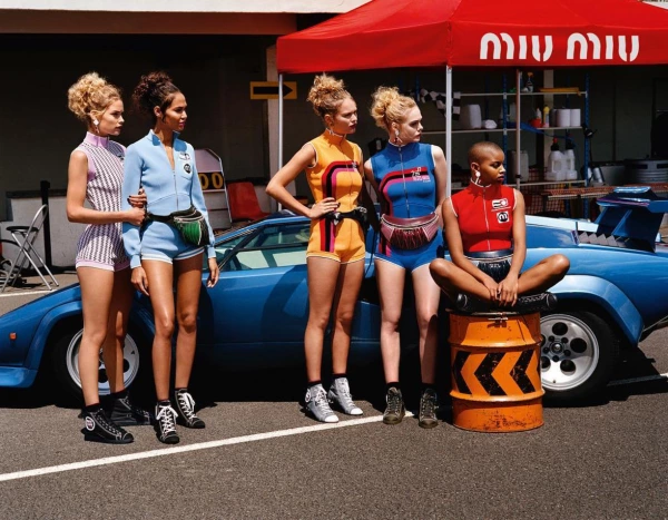 Miu Miu Yarış Pistinde! Miu Miu Resort 2018