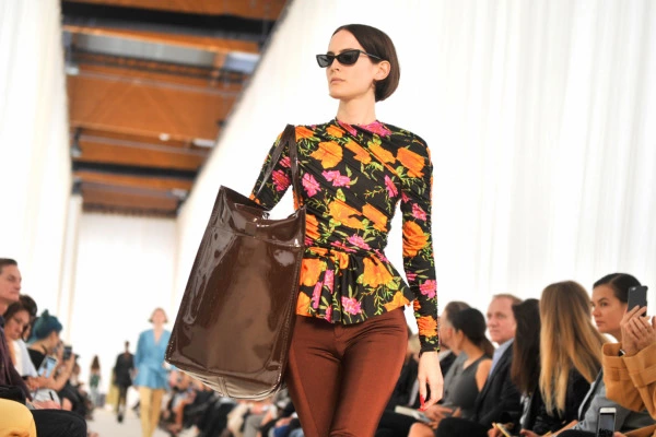 Balenciaga, Gucci'nin Tacına El Koydu Balenciaga, Gucci'nin Tacına El Koydu