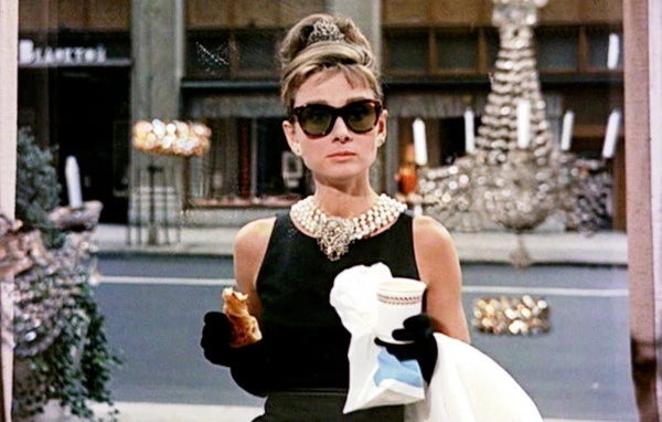 Tiffany’de Kahvaltı Rüyası Gerçek Oldu Tiffany’de Kahvaltı Rüyası Gerçek Oldu