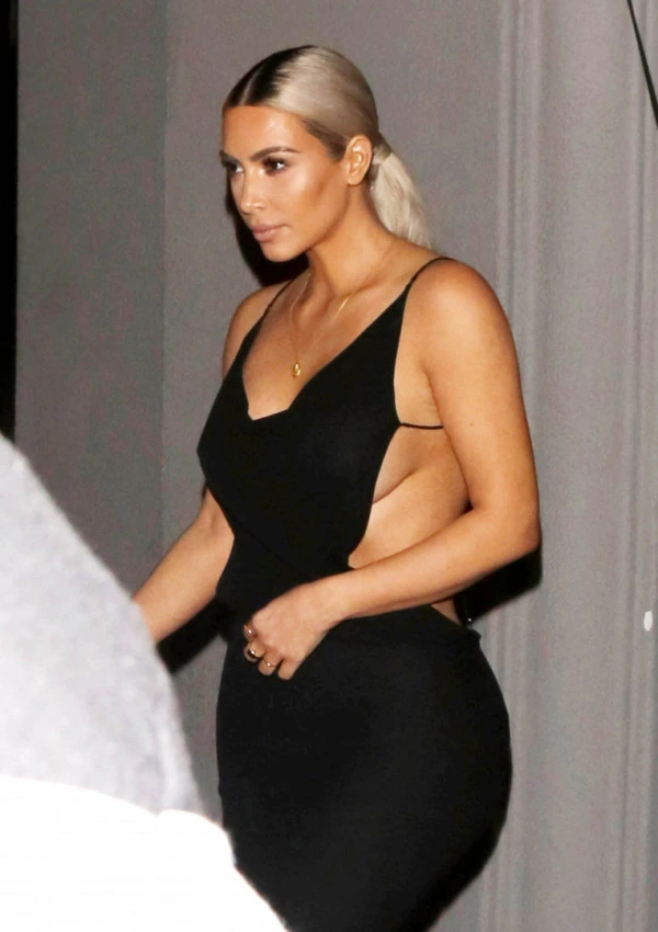 Kim Kardashian'ın Güçlü Özgüveni Kim Kardashian