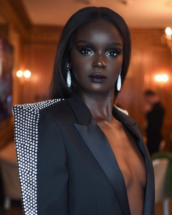 Duckie Thot