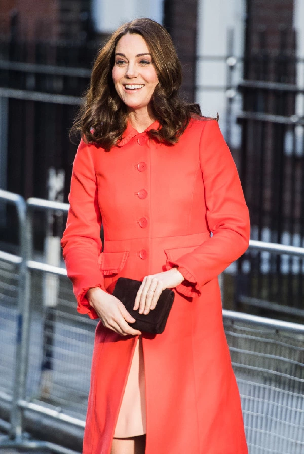 Kate Middleton Yüzüğünü Niye Çıkardı?