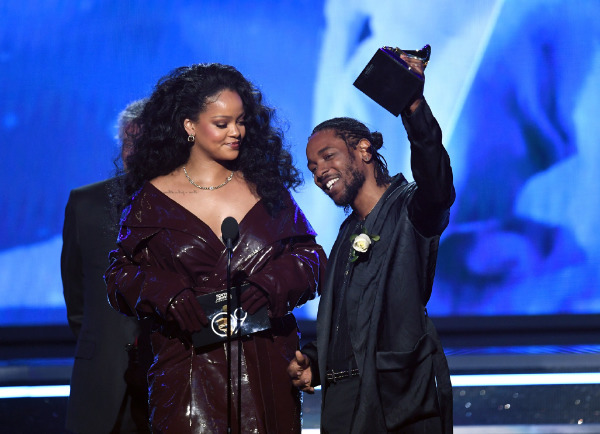 Kendrick Lamar, Rihanna