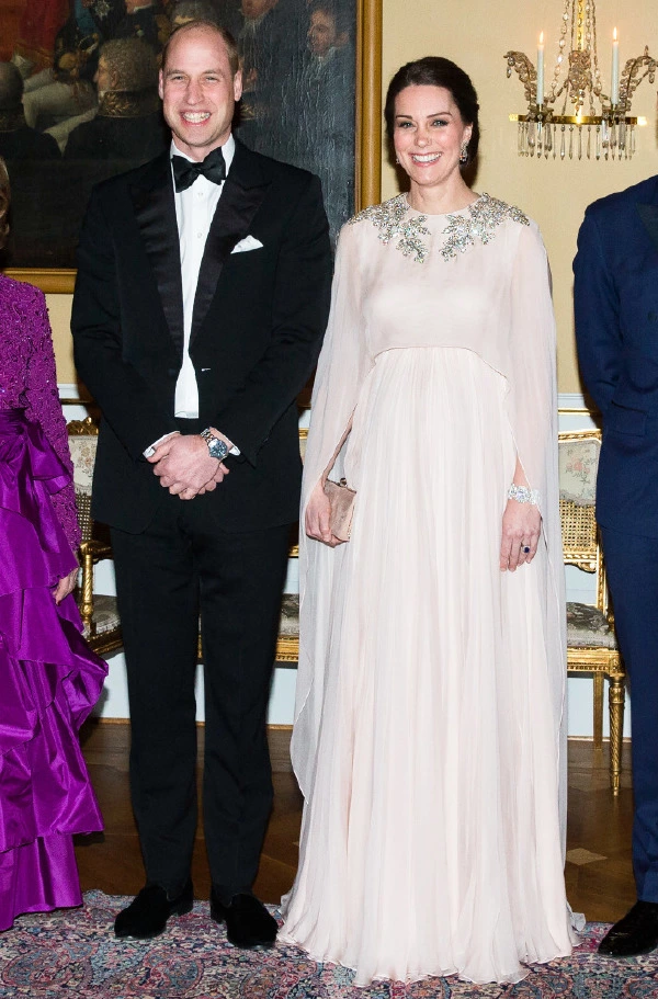 Kate Middleton'ın Büyüleyici Elbisesinin Markası Ne? Kate Middleton, Prens William