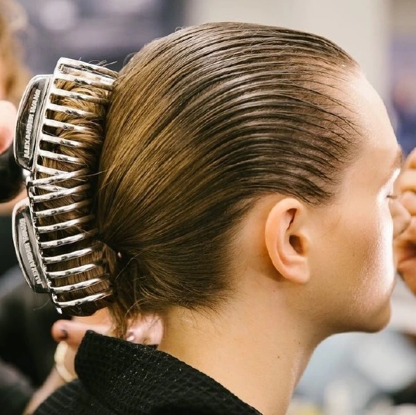 Alexander Wang ile Mandal Tokaların Dönüşü alexander wang
