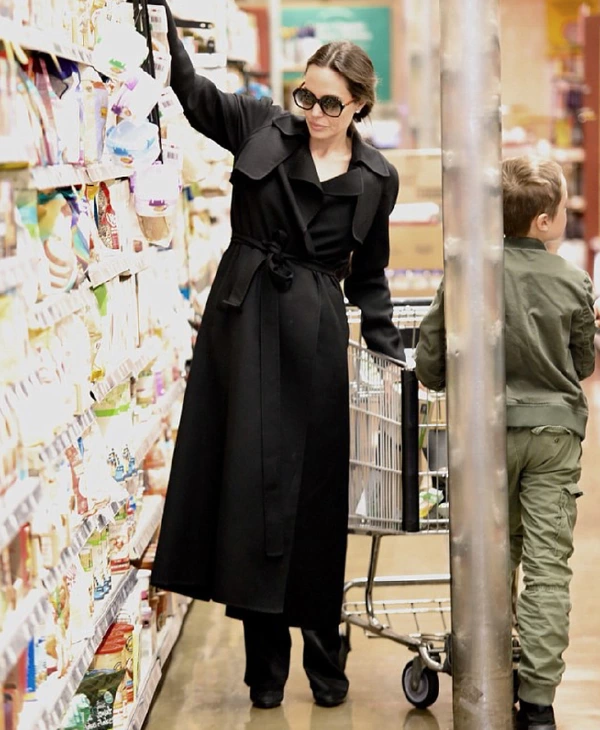 Angelina Jolie