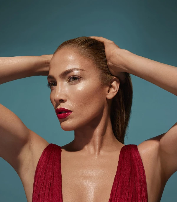 Jennifer Lopez'in Makyaj Koleksiyonuna Hazır mısınız? jennifer lopez