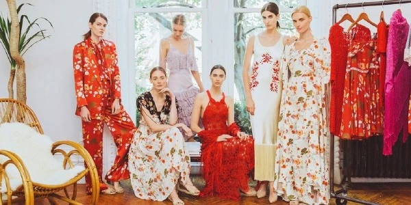 Yeni Neslin Eforsuz ve Romantik 5 Markası Yeni Neslin Eforsuz ve Romantik 5 Markası