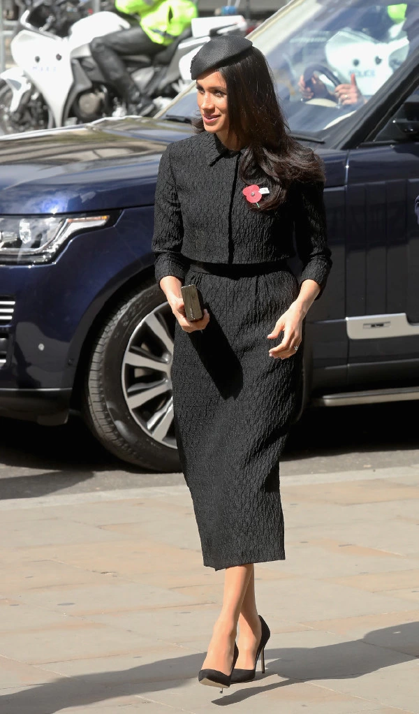 Meghan Markle’ın Kraliyet Stilindeki Hollywood Etkisi Meghan Markle