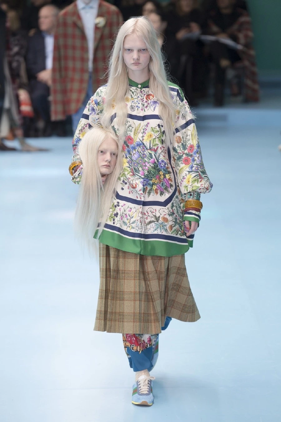Gucci, Paris'e Gidiyor! Gucci