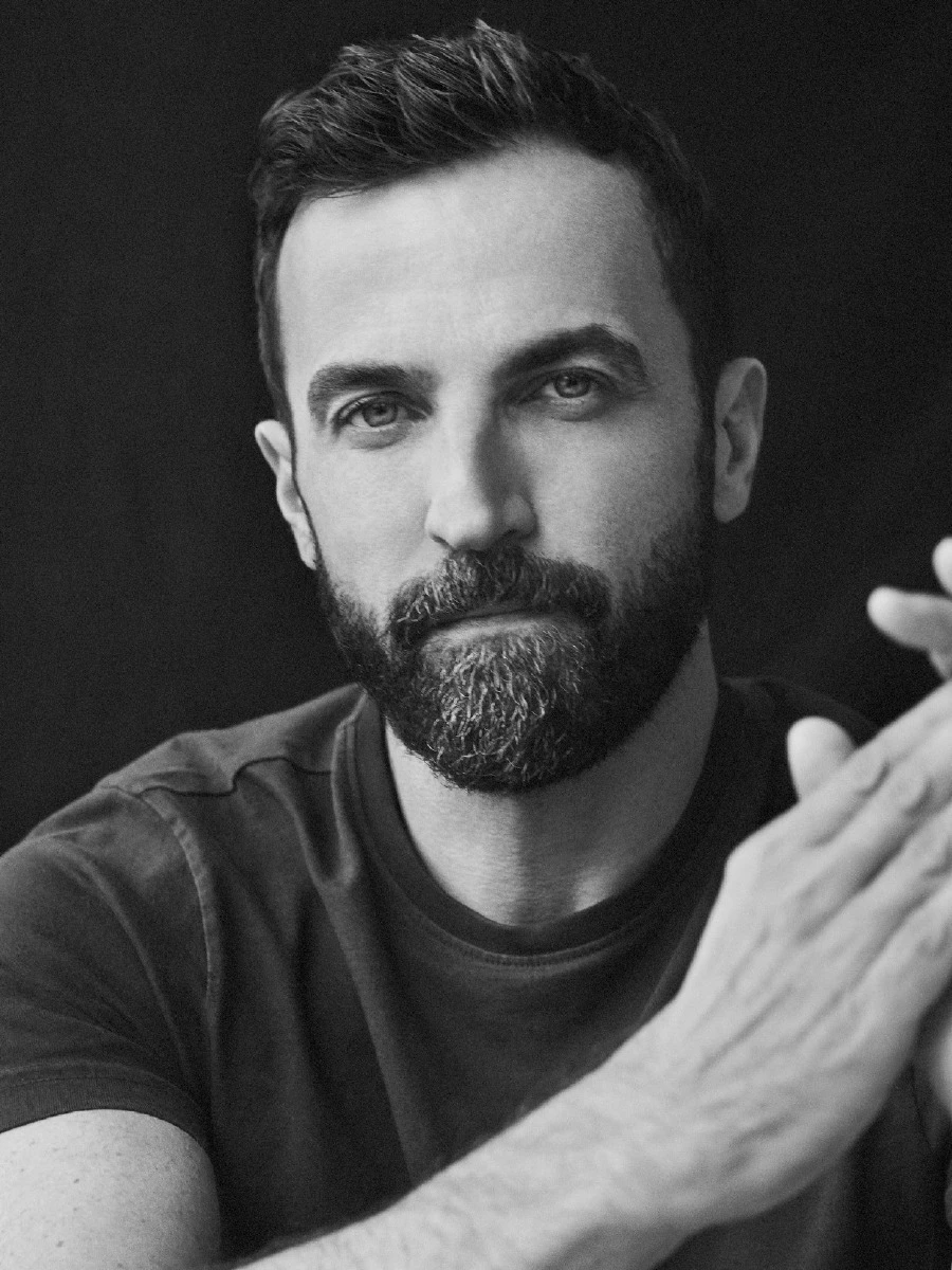 Louis Vuitton Yola Nicolas Ghesquière ile Devam Ediyor! Nicolas Ghesquière