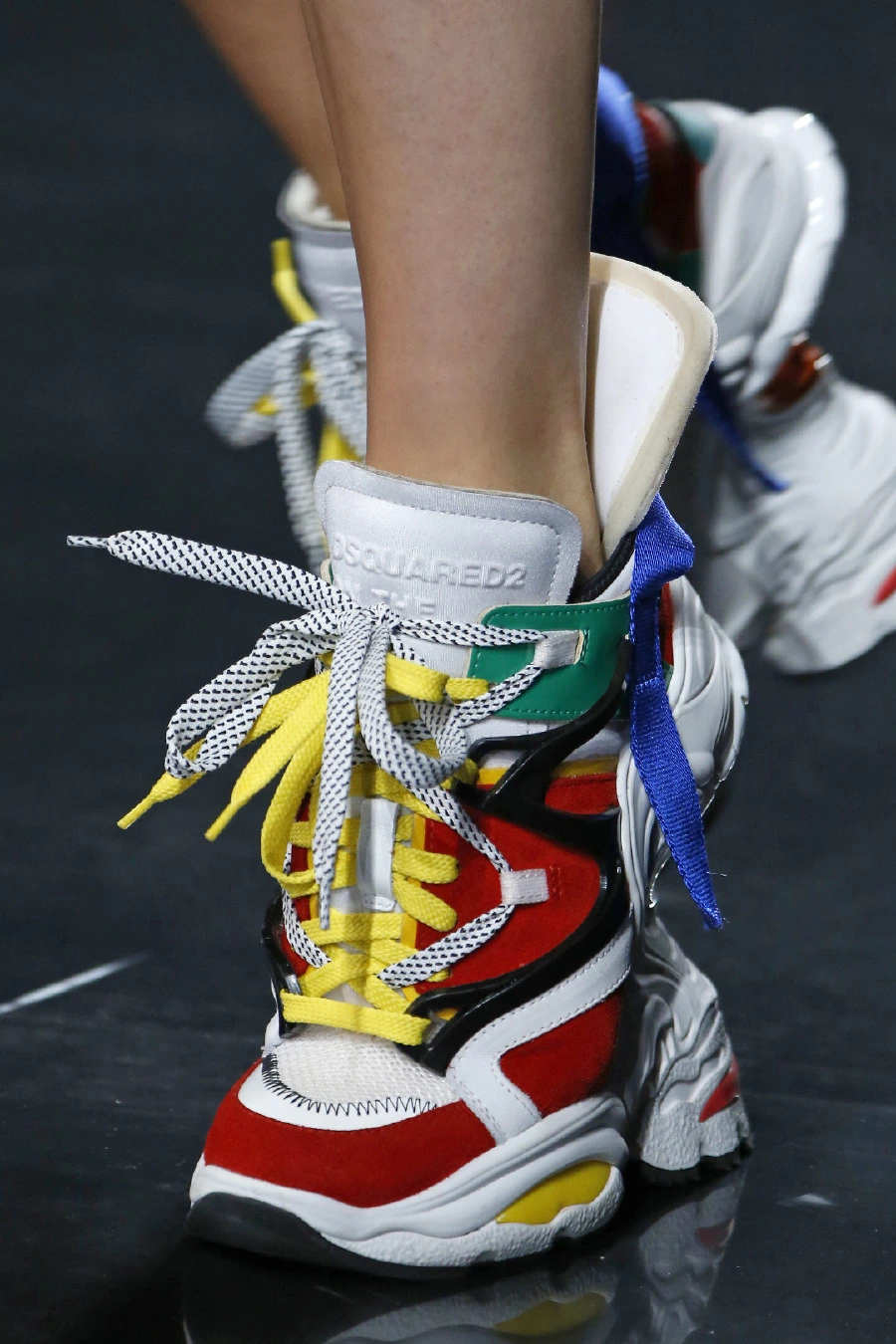 dsquared2