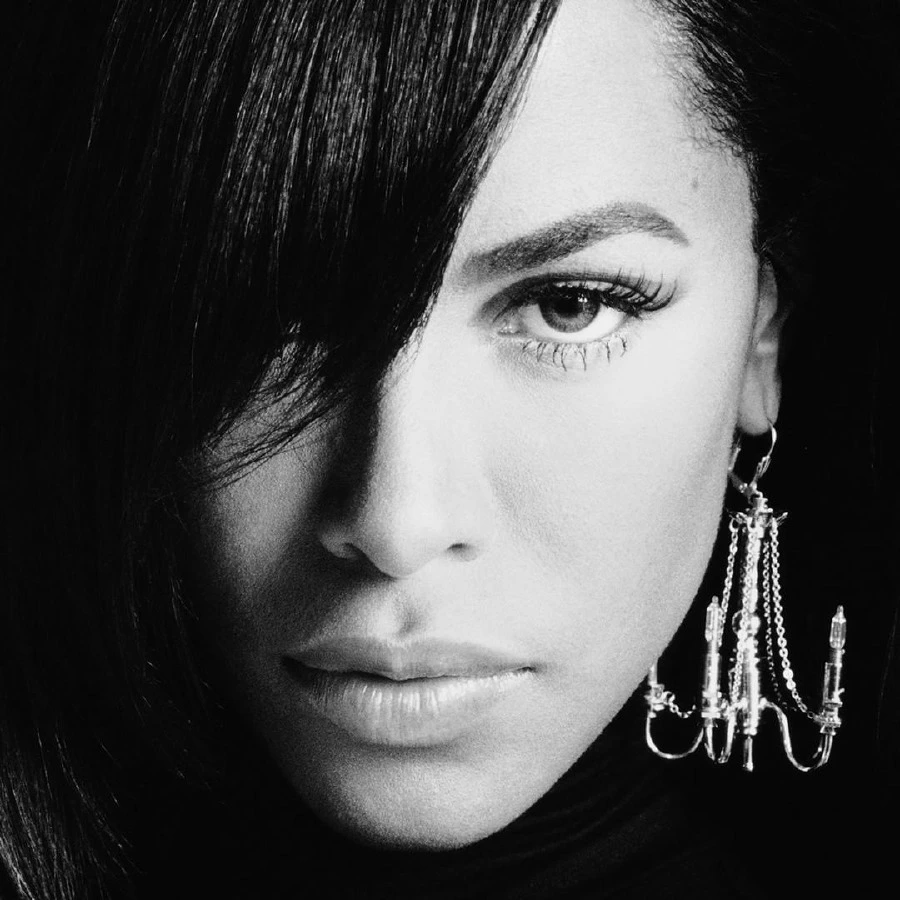 İkonik İş Birliği: Aaliyah for MAC aaliyah
