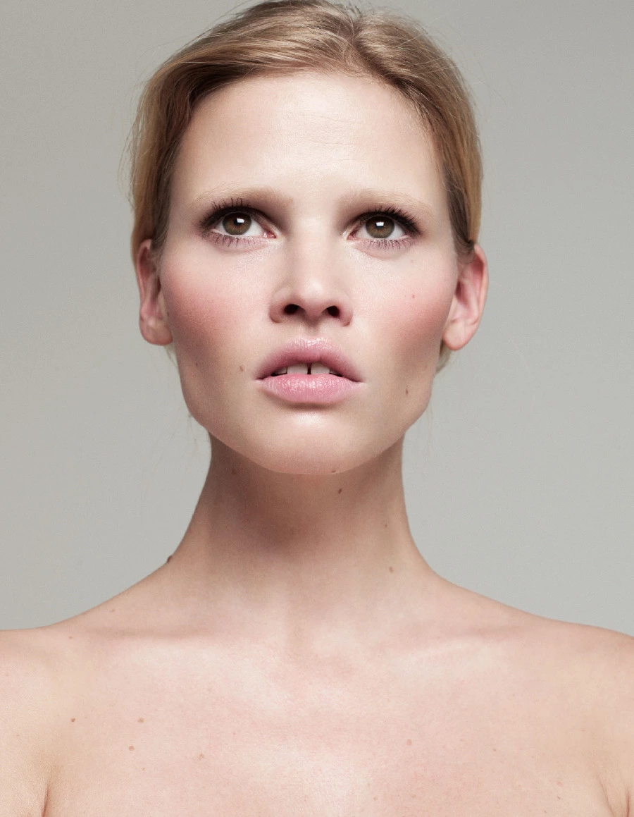 En Doğal Anti-Aging Uygulaması: Yüz Masajı Yüz masajı