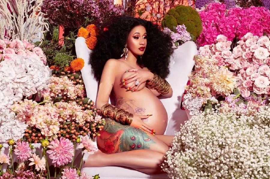 Cardi B İlk Bebeğini Dünyaya Getirdi Cardi B