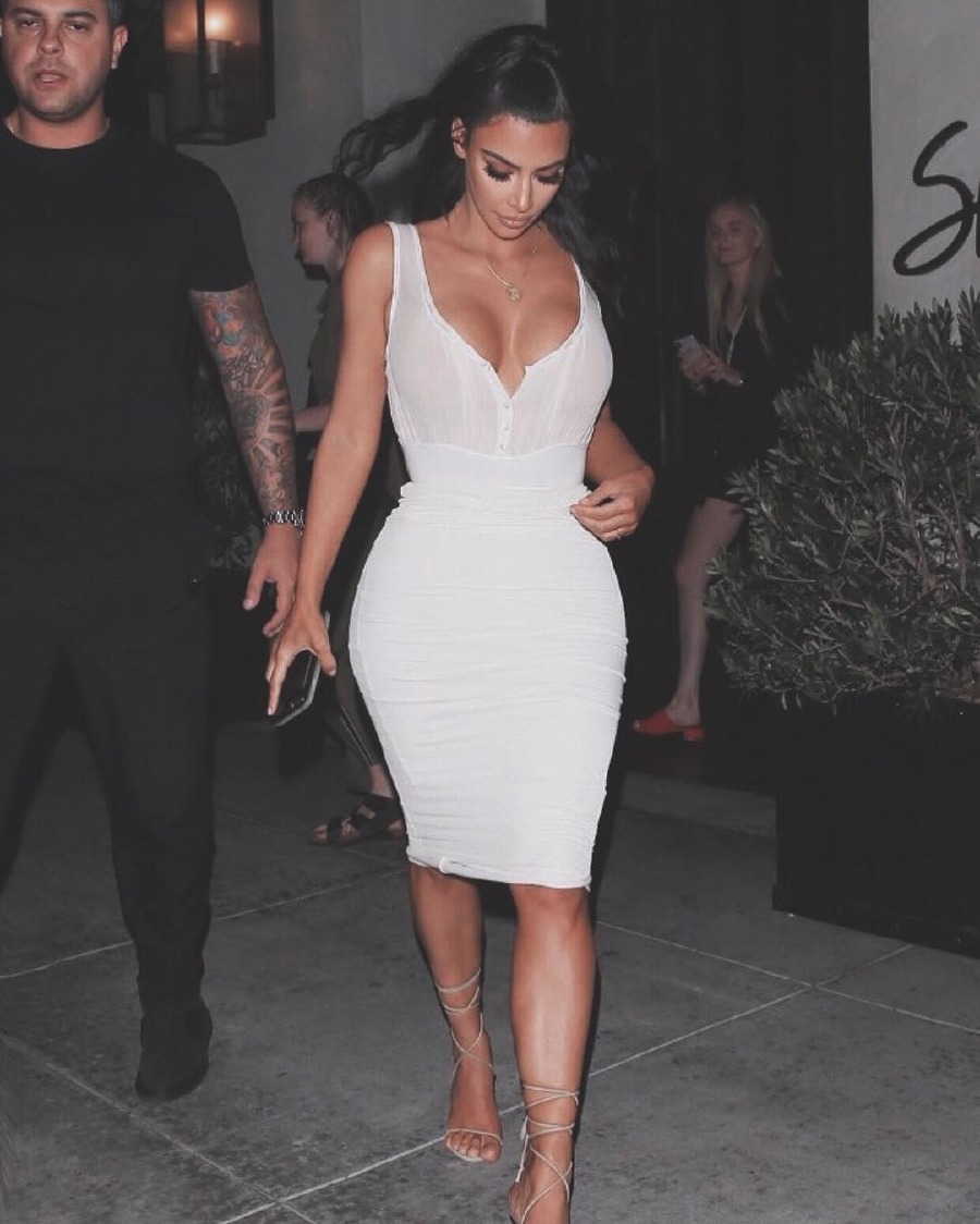 kimkardashian_36803561_142318359924981_8749755753922822144_n