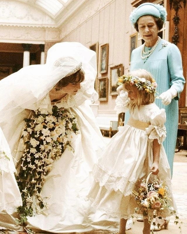 Lady Diana'nın Kayıp Gelinliği lady diana